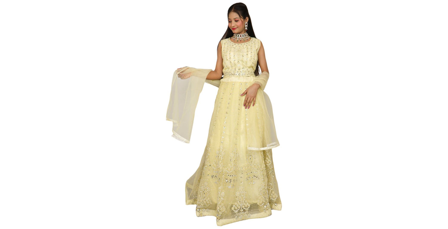 shreekama-designer-lehenga-glam-up-your-celebrations-latest-party-wear-lehenga-trends-by-shreekama