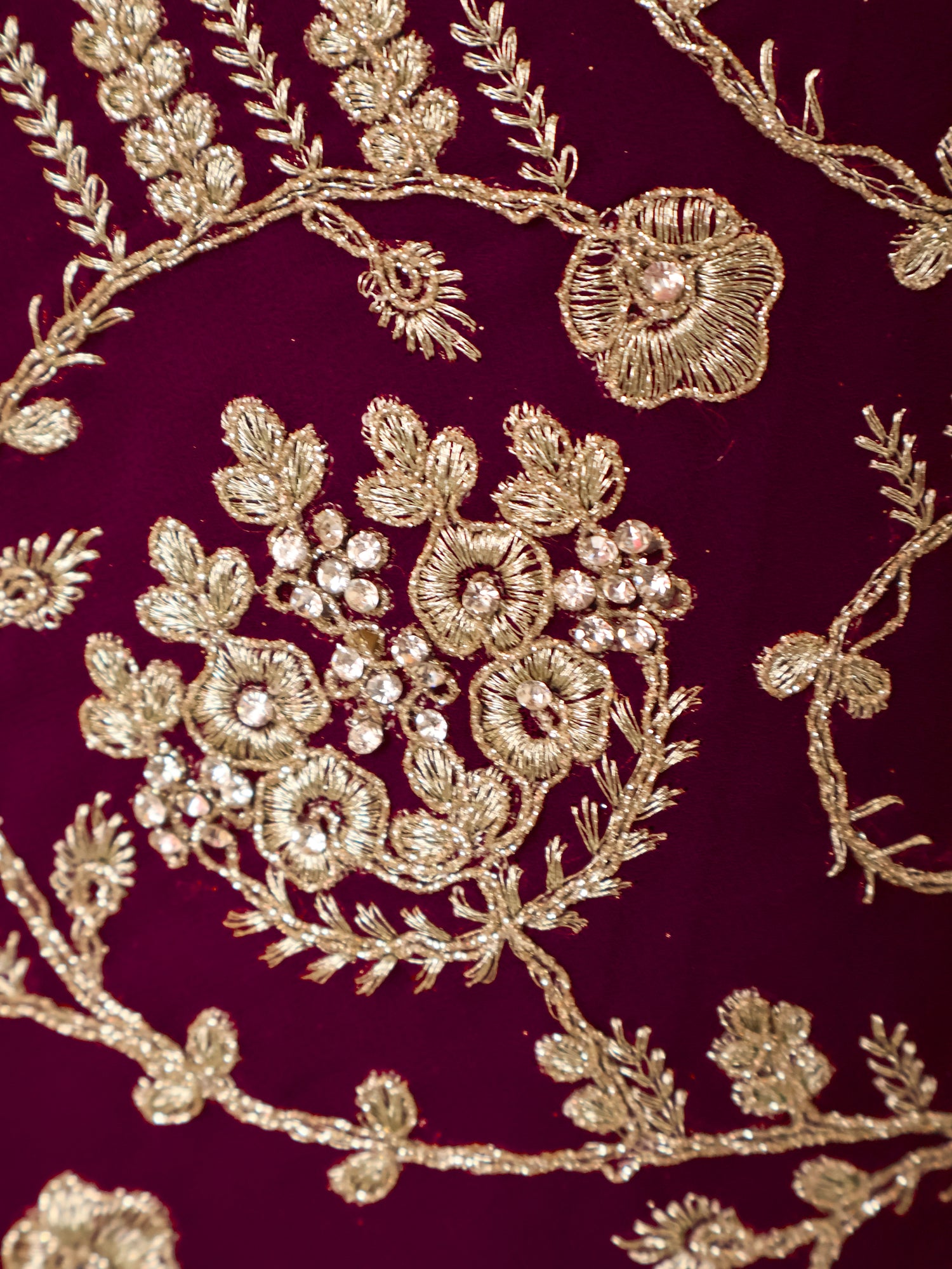 Designer Saree with Embroidery & Heavy Zari Thread Work by Shreekama Wine Designer Sarees for Party Festival Wedding Occasion in Noida