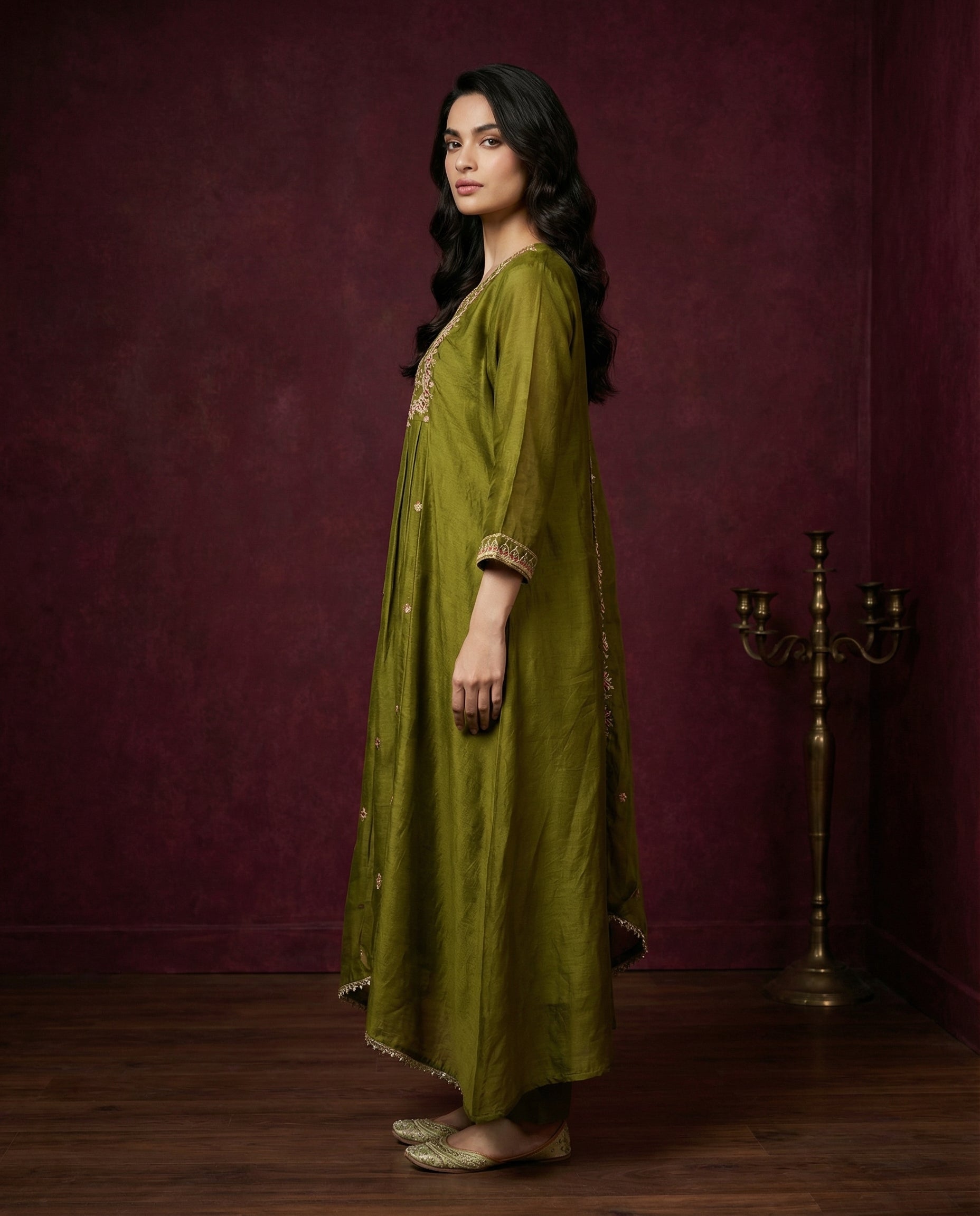 Olive Green Embroidered Kurta Set with Dupatta & Pants | Floral Thread Work